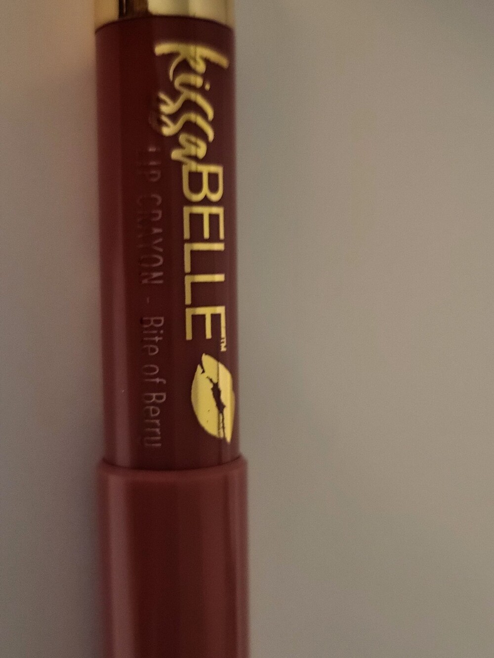 Belle Lip Crayon - Bite Of Berry Berry